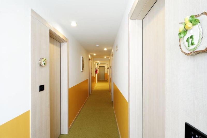 Eco Hotel Bonapace Torbole Sul Garda Exteriör bild